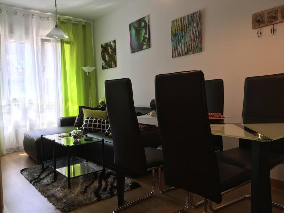 Davila Park'S Apartment Wifi ซานตานเดร์ ภายนอก รูปภาพ