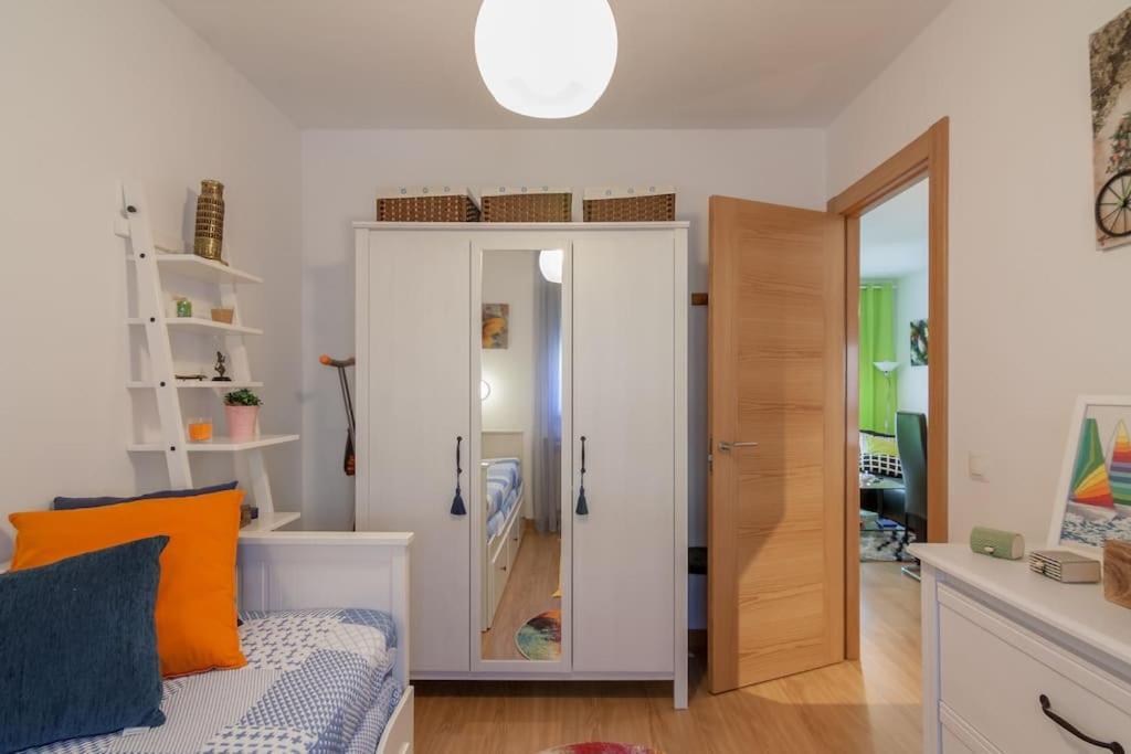 Davila Park'S Apartment Wifi ซานตานเดร์ ภายนอก รูปภาพ